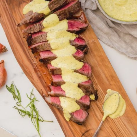 On The Go Dinners, Clean Eating On The Go, Breakfast Clean Eating, Béarnaise Sauce, Paleo Steak, Sauce Béarnaise, Eating On The Go, Seared Salmon Recipes, Skirt Steak Recipes