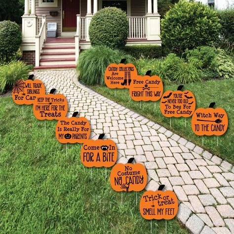 Halloween Lawn Decorations, Halloween Yard Signs, Halloween Yard Art, Halloween Lawn, Lawn Decorations, Outdoors Birthday Party, Yard Ornaments, Halloween Yard Decorations, Yard Decorations