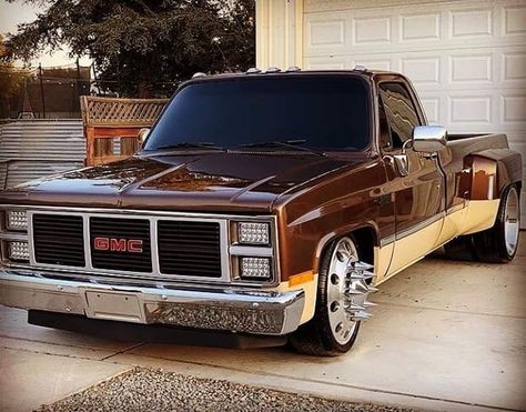 Square Body Chevy Dually, C30 Dually, Chevy Dually, Ford Trucks For Sale, Classic Cars Trucks Chevy, Single Cab Trucks, Chevy Trucks Silverado, Lowrider Trucks, Dually Trucks