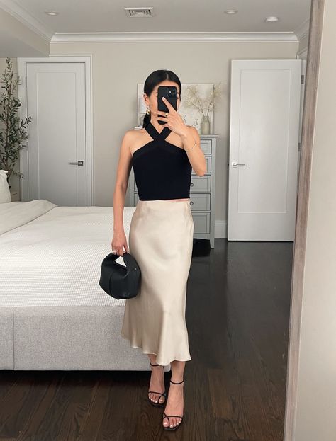 Skirt Dinner Outfit Classy, Classy Skirts Outfits, Petite Formal Outfit, Silk Skirt Summer Outfit, Satin Skirt Outfit Party, Evening Attire For Women, Short Silk Skirt Outfit, Silk Black Skirt Outfit, Skirt Outfits Formal