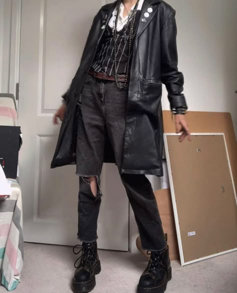 Victorian Emo Outfit, Emo Alt Aesthetic, Punk Layered Outfits, Nonbinary Witch Outfit, Punk Acedamia Outfits, Witch Fashion Men, Masc Tradgoth, Alt Fashion Masc, Goth Punk Outfits Men