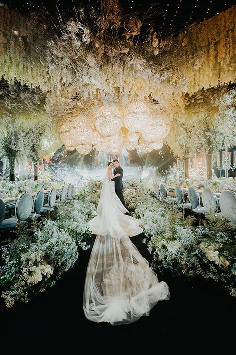 Timeless and Elegant Wedding | Philippines Wedding Blog Classic Elegance Wedding Theme, Filipino Inspired Wedding, Wedding In Philippines, Palawan Wedding, Tiktok Content Creator, Filipiniana Wedding Theme, Filipiniana Wedding, Philippine Wedding, Filipino Wedding