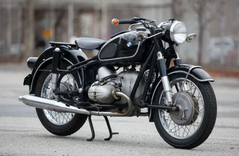 Well-Optioned – 1961 BMW R69S – Bike-urious Nine T Bmw, Bmw Motorcycle Vintage, Bmw Motorbikes, Bmw Vintage, Bumper Cars, Motos Bmw, Bike Bmw, Classic Bmw, Bmw Motors