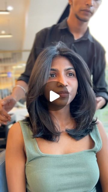 Long Layer Face Frame Haircuts Short Hair, Haircut Short Shoulder Length, Medium Lob Side Part, Lob Layers Shoulder Length, Haircut Ideas For Girls Medium, Layer Bob Haircut Medium, Indian Medium Haircut, Bobs And Lobs Haircut, Kim Kardashian Haircut Layers