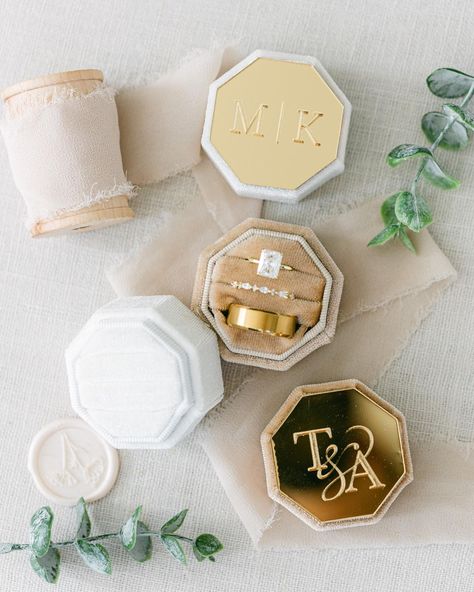 Elevate your ring box game with our NEW engraved mirror designs 😍 Ring Box Engagement, Custom Wedding Ring, Triple Ring, Save The Date Designs, Velvet Ring, Velvet Ring Box, Engagement Ring Box, Velvet Jewelry, Wedding Essentials