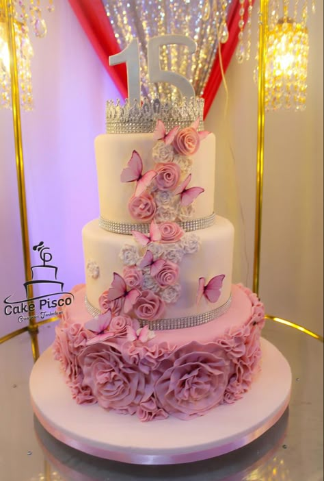 Sweet 16 Pink Butterfly Theme, Pink Cake Quince, Quinceanera Cake With Butterflies, Quince Butterfly Theme, Cakes Quinceanera, Cake For Party, Sweet 15 Cakes, Quince Cakes, Debut Party