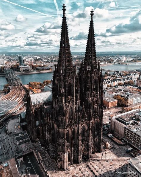 Cologne Cathedral Germany, Goth Architecture, Gothic Style Architecture, Lets Travel, German Architecture, Gothic Castle, Gothic Cathedrals, Cathedral Architecture, Gothic Cathedral