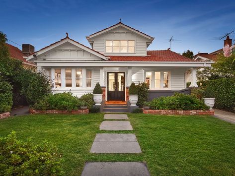 Terracotta Roof House Exterior Colors, Exterior House Options, Terracotta Roof House, Queenslander Homes Exterior, 1970s House Renovation, Modern House Colors, Outside House Paint, Hamptons House Exterior, House With Balcony