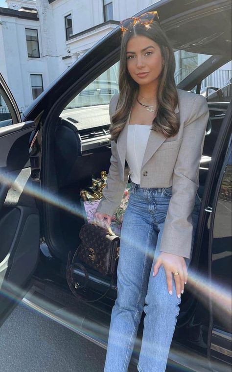 Work outfit, business casual, Medium wash jeans, crop blazer, louis vuitton bag Work Outfit Business Casual, Cropped Blazer Outfit, It Girl Style, Business Casual Outfit, Everyday Clothing, Finding My Style, Crop Blazer, Casual Outfit Ideas, Look Of The Day