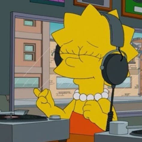 Simpsons Drawings, Music Cover Photos, Playlist Covers Photos, Music Cartoon, Simpsons Art, Cartoon Profile Pictures, Cartoon Memes, Music Album Cover, Music Aesthetic