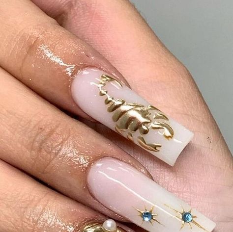 Scorpion Nails, 21st Birthday Nails, Nail Designs Bling, Birthday Nail Designs, November Nails, Nail Jewels, Polygel Nails, Bling Acrylic Nails, Foil Nails