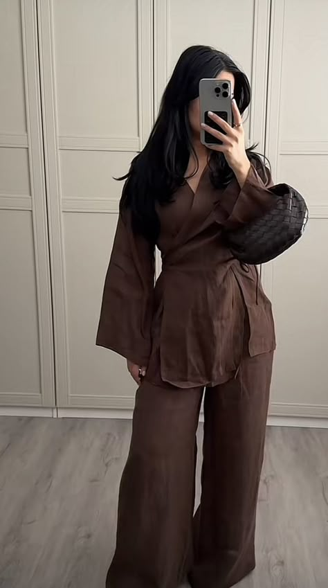 Hijabi Brunch Outfit, Modest Summer Casual Outfits, Hijabi Pants Outfits, Elegant Home Outfit, Modest Summer Outfits Pants, Modest Fashion Outfits Ideas, Understated Elegance Fashion, Zara Set Outfit, Birthday Party Outfits Guest