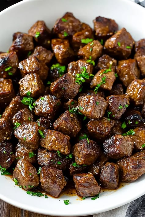 BEST STEAK BITES RECIPE Beef Tips Appetizer, Soy Sauce Steak Bites, Beef Bites Recipes Easy, Beef Bits Recipes, Sirloin Steak Slow Cooker Recipes, Diced Beef Steak Recipes, Boneless Tri Tip Steak Recipes, Stove Top Steak Bites, Steak Bites In The Oven