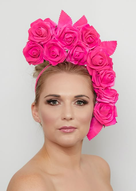 Enjoy Sweetpea Finery's beautiful collection of affordable fascinators, 1000's of colours and styles available for your next race day or wedding event. Traditional fascinators, statement fascinators, crowns, millinery... Sweetpea Finery is Australian based small business.