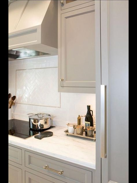 Benjamin Moore Gray Mist 962 Benjamin Moore River Reflections, Greige Kitchen, Benjamin Moore Gray, Herringbone Backsplash, Cabinet Paint Colors, Kitchen Cabinets Decor, Cabinet Color, Paint Colors Benjamin Moore, Kitchen Cabinets Makeover