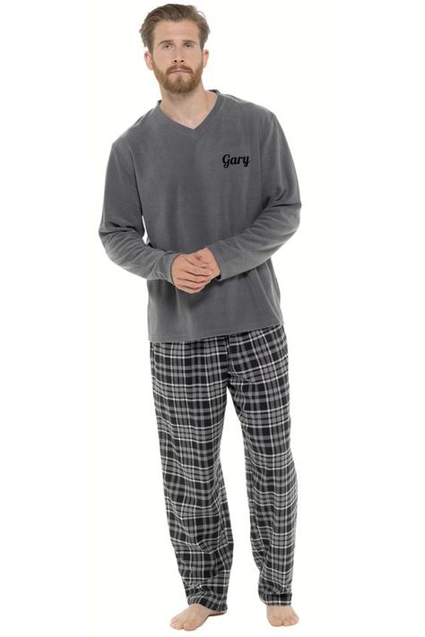 It is fine parents and the best thing is that it arrived before the delivery date. Mens Pyjamas, Dental Videos, Pjs Set, Check Pants, Pajama Fashion, Flannel Pants, Winter Pajamas, Grey Flannel, Mens Flannel