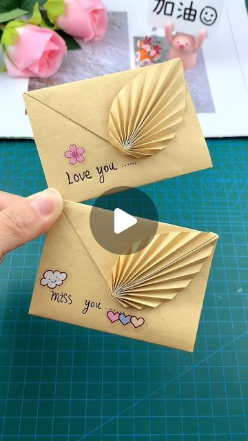 Flower Projects For Kids, Envelope Diy Paper, Origami Cards, Daily Crafts, Origami Envelope, How To Make An Envelope, Cute Envelopes, Instruções Origami, Diy Envelope