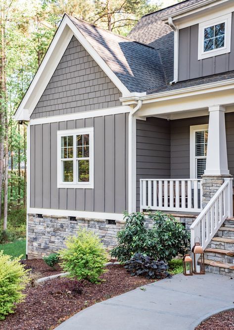 Gray Exterior Paint Colors and Ideas | Hunker Craftsman Style Homes Exterior Color, Gray Exterior Paint, Exterior Paint Ideas, Modern Farmhouse Exterior Colors, Farmhouse Exterior Colors, Grey Exterior House Colors, Exterior Gray Paint, Exterior House Siding, Board And Batten Exterior