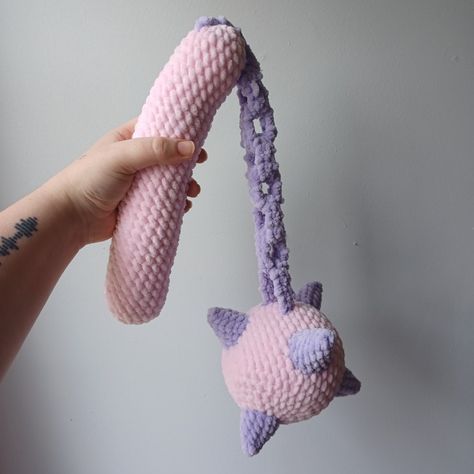 Pastel-colored crochet flail or morningstar stuffed sculpture in soft chenille yarn Crochet Design Pattern, Quick Crochet, Fun Crochet Projects, Fun Crochet, Crochet Things, Diy Crochet Projects, Crochet Inspo, Crochet Design, Yarn Projects