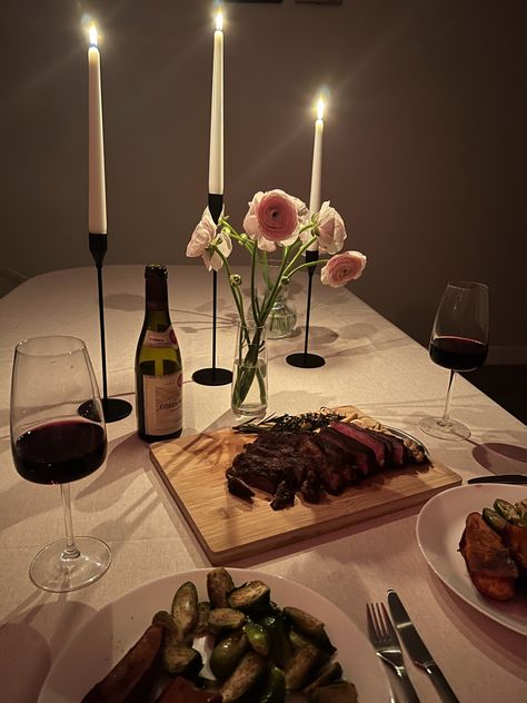 Nye Ideas For Couples At Home, Fancy Dinner Date Aesthetic, Date Dinner Ideas At Home, Romantic Home Dinner, At Home Dinner Date, Romantic Dinners For Two At Home, Fancy Dinner At Home, Dinner For Him, Dinner Date At Home