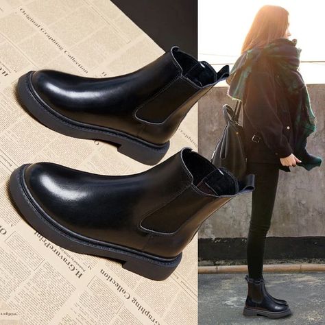 Short Boots Outfit Winter, Chelsea Boot Outfits Women, Short Boots Outfit, Winter Boots Snow, Fashion Designer Aesthetics, Fashion Outfits Summer, Fashion Fall Outfits, Aesthetics Fashion, Snow Boots Waterproof