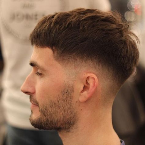 Grunge Pics, Undercut With Beard, Mid Fade Haircut, Men Fade Haircut Short, Mens Haircuts Short Hair, Crop Haircut, Trendy Mens Haircuts, Hair Replacement Systems, Men Hairstyle