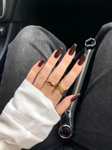 nails Brown Acrylic Nails, Kutek Disney, Wine Nails, November Nails, Smink Inspiration, Grunge Nails, Makijaż Smokey Eye, Classy Acrylic Nails, Almond Acrylic Nails