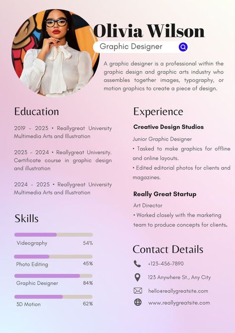 Graphic Designer Resume Resume For Freshers, Fashion Designer Resume, Designer Job, Designer Resume, Graphic Designer Job, Multimedia Arts, Design Resume, Documents Design, Graphic Design Resume