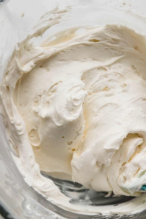 Light Whipped Cream Frosting, Cream Cheese Heavy Cream Frosting, Cream Cheese Whip Cream Frosting, Cream Cheese Frosting With Whipped Cream, Whipped Cream And Cream Cheese Frosting, Light Cream Cheese Recipes, Cream Cheese Frosting With Heavy Cream, Low Sugar Cream Cheese Frosting, Cream Cheese Frosting Cake Decorating