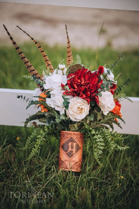 Pheasant feathers brides bouquet Quail Feather Bouquet, Pheasant Wedding Bouquet, Western Bride Bouquet, Duck Feather Wedding, Pheasant Feather Wedding, Western Wedding Bouquets, Memorial Arrangements, Western Centerpieces, Old Love Letters