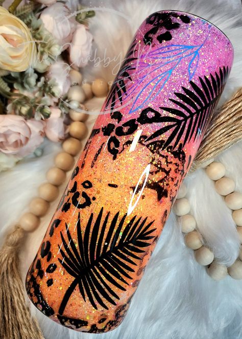 Beer and Sunshine Beer Epoxy Tumbler, Palm Tree Tumbler, 30oz Tumbler Ideas, Floral Epoxy Tumbler, Summer Cup Ideas, 30oz Tumbler Designs, Epoxy Resin Tumbler Ideas, Custom Tumbler Ideas, Vinyl Cup Ideas