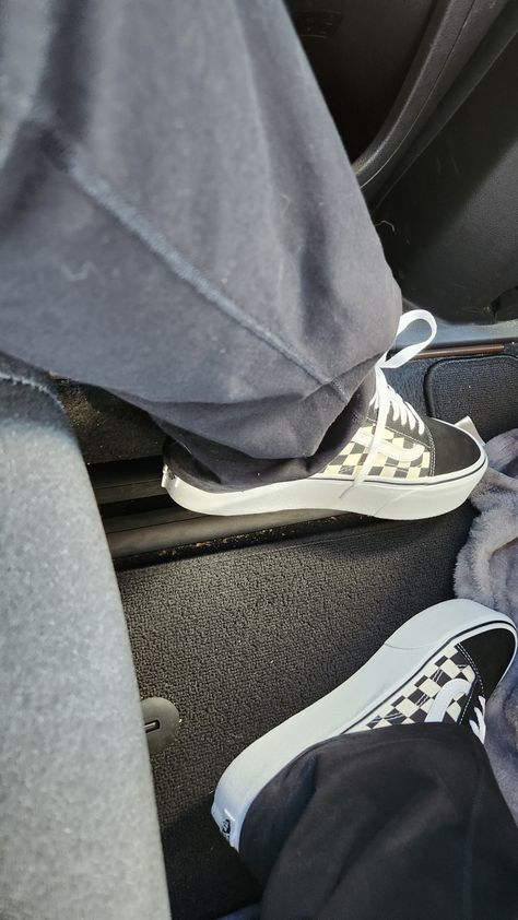 Vans is having a Buy One get One Half Off right now! Go Get Your Vans! Old Skool Platform Vans, Vans Aesthetic, Old Skool Platform, Platform Vans, Checkered Vans, Textured Waves, One Half, Free Sites, Buy One Get One