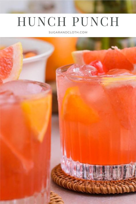 Hunch Punch Recipe, Hunch Punch, Wine Punch Recipes, Party Punch Alcohol, Brunch Punch, Vodka Punch, Fruity Alcohol Drinks, Wedding Alcohol, Alcoholic Punch Recipes