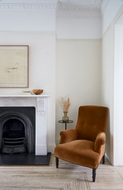 BATTERSEA TOWNHOUSE - Arts & Crafts - Games Room - London - by Indie & Co. | Houzz UK Terrace House Living Room, Terrace House Bedroom, Victorian Terrace Living Room, Victorian Minimalist, Victorian Lounge, Modern Victorian Interiors, Victorian Terrace Interior, Terrace Living Room, British Colonial Decor