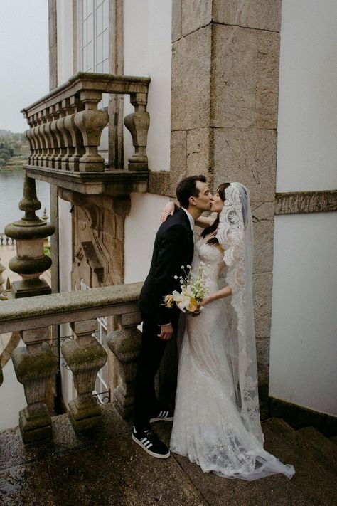 Elaborate Veil, Spanish Veil, Lace Mantilla Veil, Modern Fairy, Baby Blue Weddings, Inbal Dror, Mantilla Veil, Wedding Inspirasi, Spanish Wedding