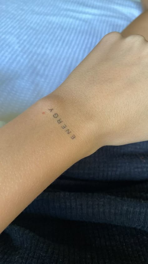 Arm Writing Tattoo, Hand Wrist Tattoo, Amor Fati Tattoo, Patience Tattoo, Wrist Tattoos Words, Tattoos Words, One Word Tattoos, Unique Small Tattoo, Small Pretty Tattoos