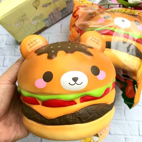 Jumbo Yummiibear burger squishy ~ fast food cafe collection *licensed by Creamiicandy x Puni Maru * Types Of Burgers, Jumbo Squishies, Food Cafe, Kawaii Stuff, Diy Art Painting, Fidget Toys, Diy Art, Im Not Perfect, Cafe