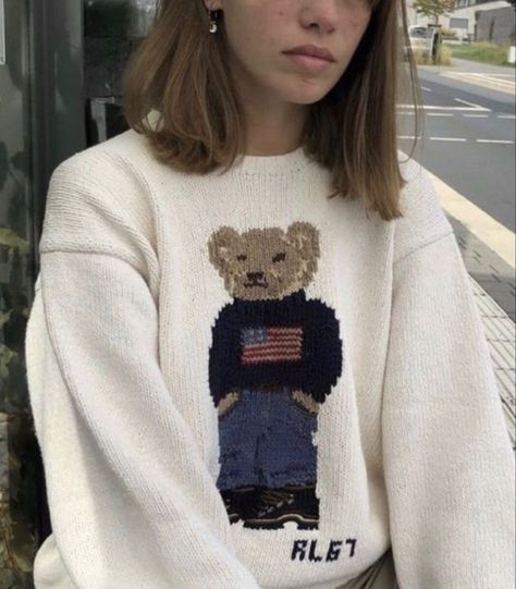 Polo Bear Ralph Lauren, Bear Sweater, Polo Bear, Stockholm Fashion, Ralph Lauren Outfits, Mode Inspo, Ralph Lauren Sweater, Mode Vintage, Dream Clothes