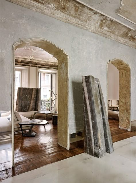 Vincenzo De Cotiis, Milan Apartment, Axel Vervoordt, Dining Table Design, False Ceiling, Apartment Design, Antalya, Wabi Sabi, A Living Room