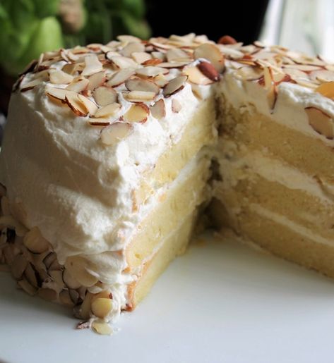 Almond Cream Cake Recipe, Almond Cream Cake, Cooked Frosting, Homemade White Cakes, Almond Cake Recipe, Whipped Frosting, Cake Frosting Recipe, Homemade Birthday, Easy Birthday