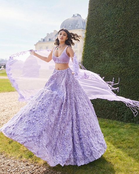 Pastel Lavender Lehenga, Lavender Lengha, Purple Lehenga Bridal, Light Purple Lehenga, Pastel Indian Outfits, Lehenga Pictures, Coral Lehenga, Diwali Lehenga, Trending Lehenga Designs