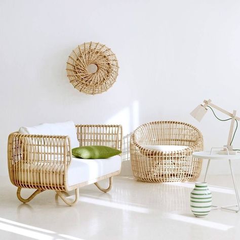 Source Modern design rattan nest lounge sofa set for living room on m.alibaba.com Sofa Arrangement, Cane Furniture, Ball Chair, Rattan Armchair, Living Modern, Bamboo Furniture, Round Chair, Sunbrella Cushions, Wicker Chairs