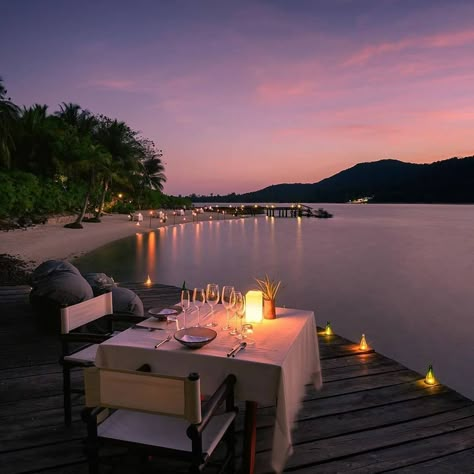 #Repost @welove.adventures • • • • • • Cambodia  Beach dinner dates in Cambodia 🔥🇰🇭 With whom would you eat here? 👇🏼 - cc:… Song Saa Private Island, Romantic Table Setting, Dream Dates, Beach Dinner, Romantic Dinner For Two, Romantic Table, Paris Pictures, Design Room, Romantic Places