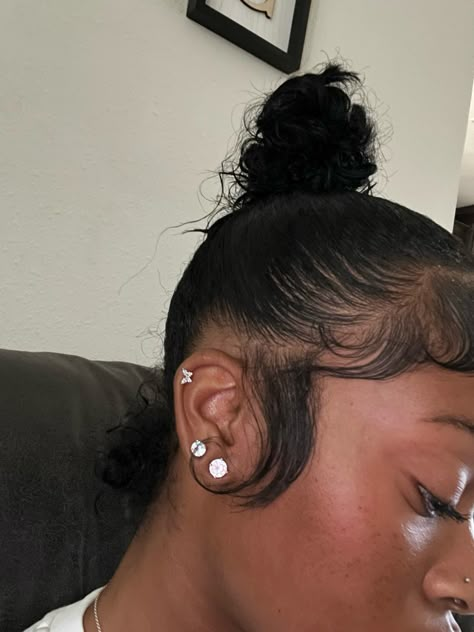 Slick Back Bun Short Natural Hair, Slick Back Space Buns Natural Hair, Second Ear Piercing Black Woman, Second Ear Piercing Classy, Double Ear Piercing Black Woman, Mini Buns Hairstyles, Two Space Buns, Ear Piercing Black Girls Ideas, Gold Hoops Slick Bun