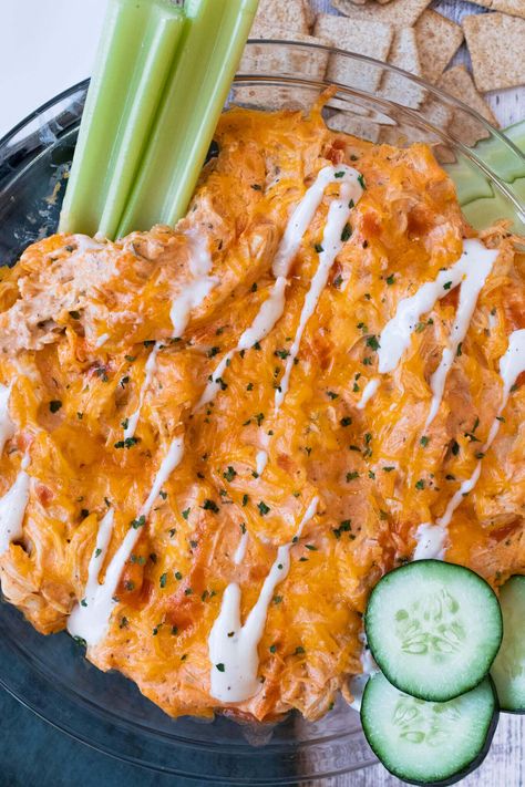 Healthy Buffalo Chicken Dip with Greek Yogurt | The Michigan Dietitian Veggie Buffalo Chicken Dip, High Protein Meals With Greek Yogurt, Low Fat Dips Appetizers, Recipes With Greek Yogurt Dinner, Keto Greek Yogurt Recipes, Healthy Greek Yogurt Dip, High Protein Buffalo Chicken Dip, Chicken Salad With Greek Yogurt, Greek Yogurt Chicken Recipes