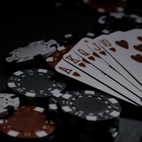 Game Cards Aesthetic, Poker Aesthetic, Gambling Aesthetic, Casino Aesthetic, Media Sosial, Casino Night, Casino Royale, Poker Chips, Poker Cards