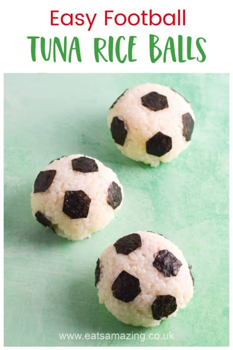 How to make fun and easy football (soccer) rice balls - perfect for football themed party food Soccer Food Party, Soccer Theme Food, Soccer Food Ideas, Soccer Themed Food, Soccer Party Food Ideas, Soccer Themed Snacks, Football Themed Party Food, Tuna Rice Balls, Soccer Food