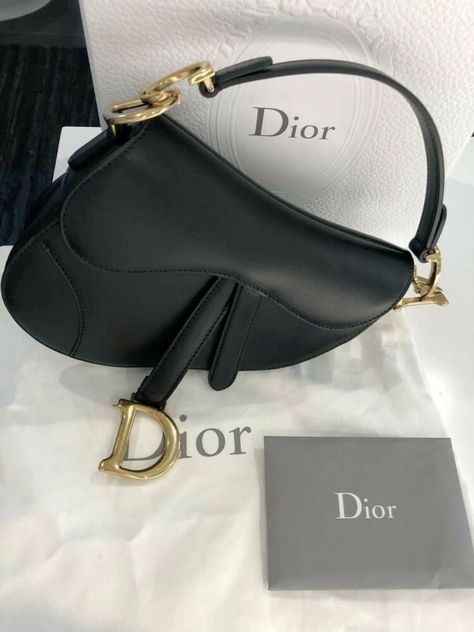 Trendy Purses, Luxury Bags Collection, Dream Bag, Dior Saddle, Dream Bags, Girly Bags, Luxury Purses, Dior Handbags, Fancy Bags