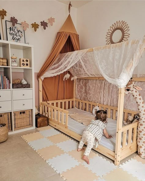 Kids Rooms Inspo, Big Girl Bedrooms, Toddler Girl Room, Toddler Room Decor, Kids Bedroom Inspiration, Nursery Room Design, Baby Room Inspiration, Toddler Bedroom