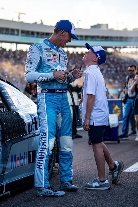 Kevin and Keelan Harvick Kevin Harvick, Racing Photos, Stock Car Racing, Tony Stewart, Daytona 500, Nascar Cup Series, Nascar Cup, Fox Sports, Racing Driver